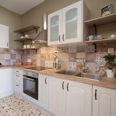 Apartment Vinieris Villas - Rea's Luxury Lixouri