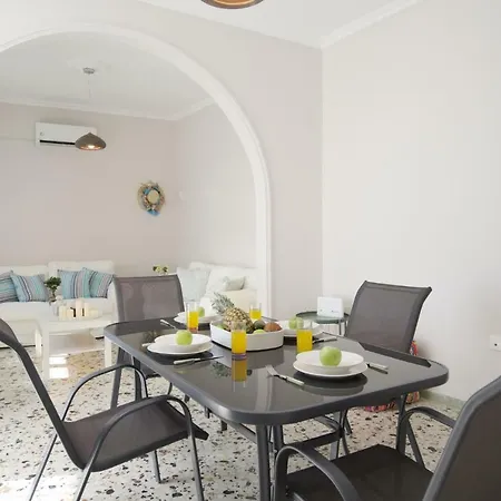 Apartment Vinieris Villas - Rea's Luxury